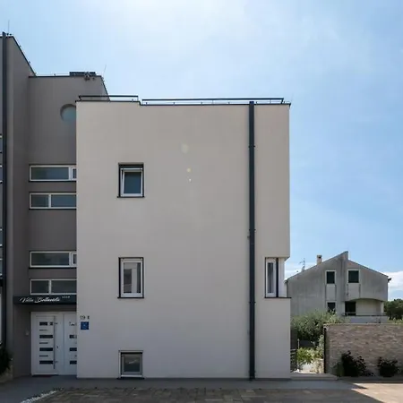 Bellavista Apartment