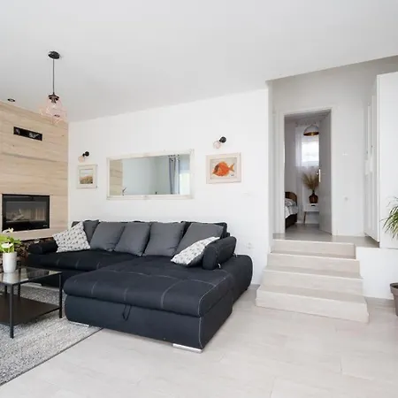 Bellavista Apartment